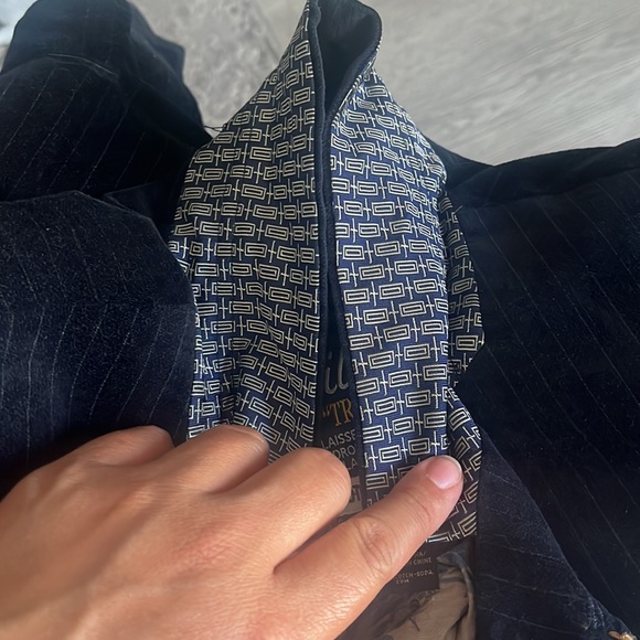 Like new Scotch & Soda Velvet Blazer. - Picture 12 of 14